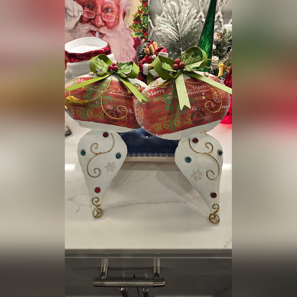 Reindeer Holiday Decor with Red & Green - 6 VINTAGE MARK ROBERTS ORNAMENTS]
